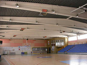 Опалення критих тенісних кортів енергозберігаючим і ефективним опаленням SBM.