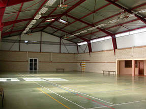 Опалення критих тенісних кортів енергозберігаючим і ефективним опаленням SBM.