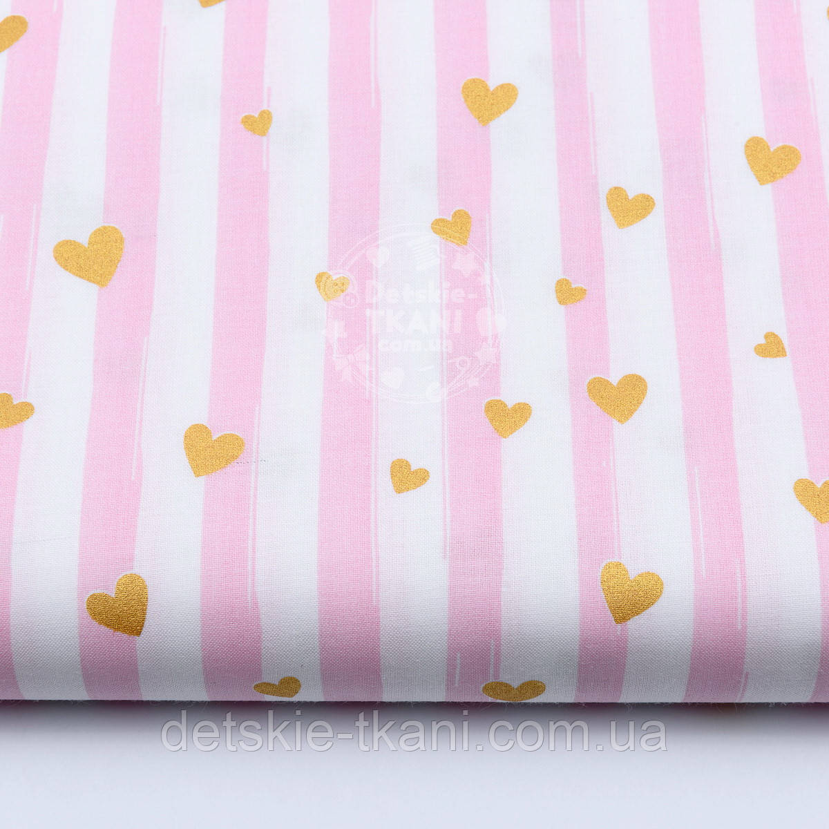 Бавовняна тканина з глітерним малюнком "Золотисті сердечка та рожеві смуги на білому (№1654а)