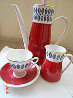 Ексклюзивний кавовий сервіз з найтоншого фарфору кольору бордо в стилі арт-деко НДР ХХ ст.