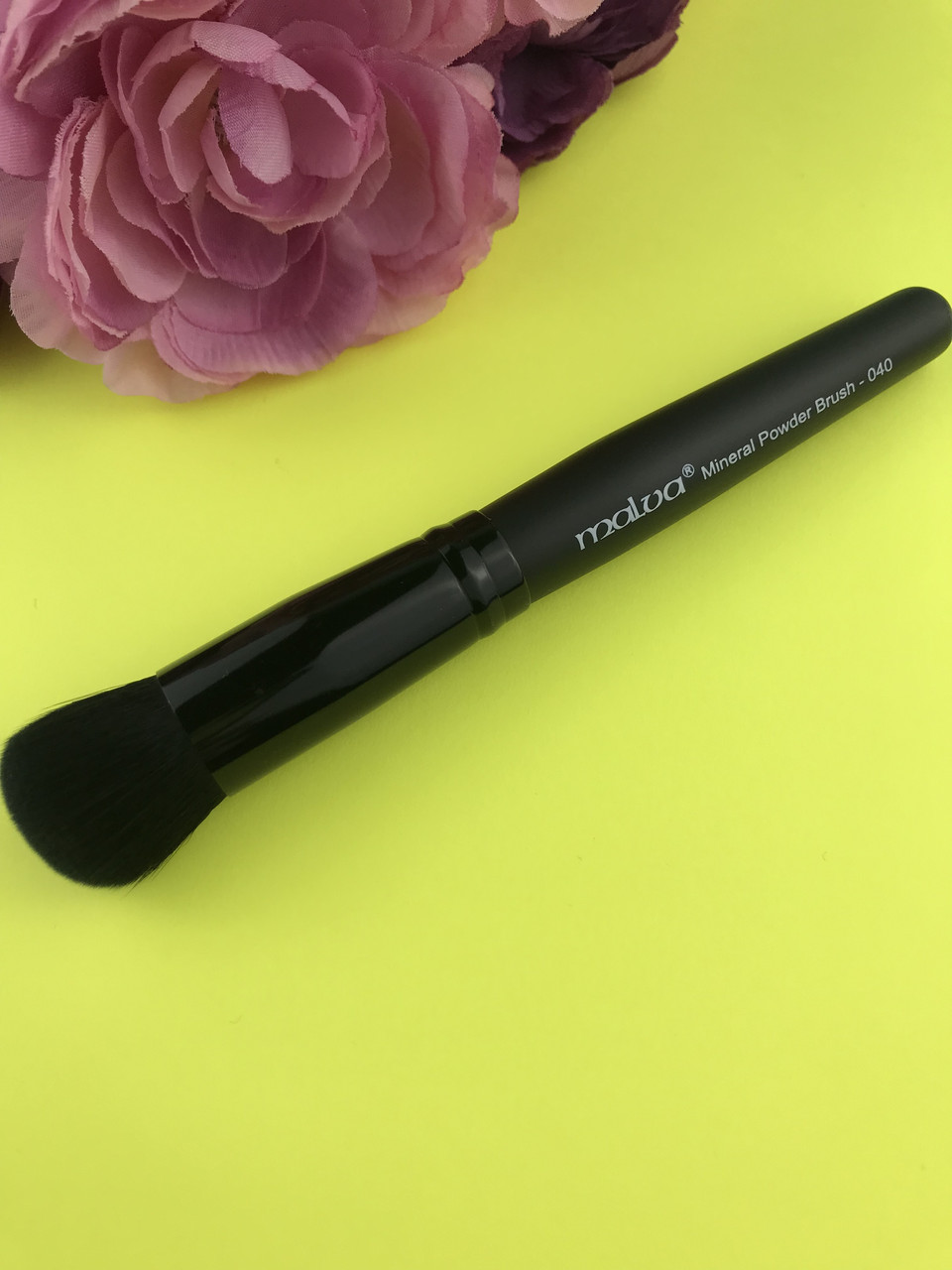 Пензель для мигельної пудри, No040 Malva Cosmetics Mineral Powder Brush