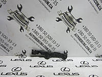 Кронштейн переднього бампера lexus rx300 (52145-48010)