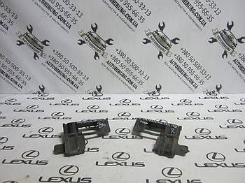 Напрямна заднього бампера Lexus GS300