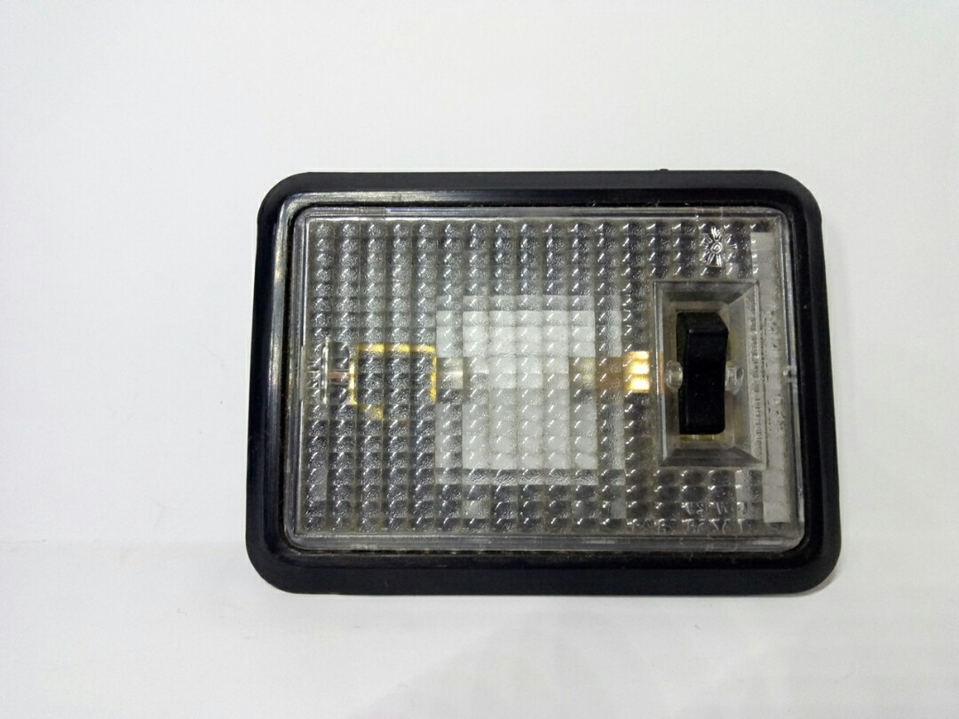 Плафон освітлення салону ВАЗ 2107 2105 ГАЗ АЗЛК 2141 ІЖ, фото 1