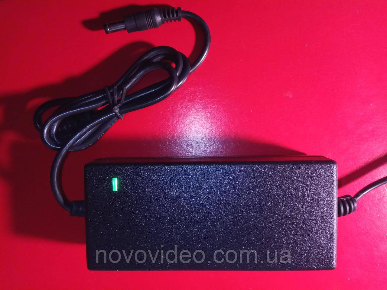 Джерело живлення імпульсне 12 В 5 А для камер спостереження, світлодіодних стрічок