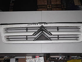 Решетка радиатора б/у Citroen Jumper 02-06-г.в.