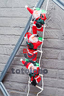 Фігури Діда Мороза 25 см на сходах 1 метр