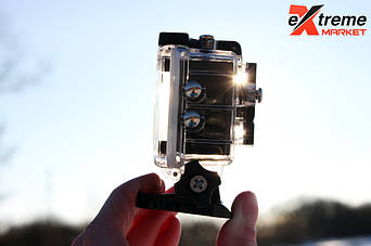 Все крепления, которые идут в комплекте с камерой имеют прорези под крестовую отвертку.