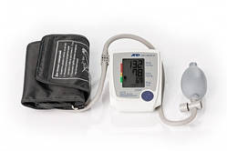 Напівавтоматичний тонометр UA-705