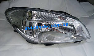 Фари передні для Skoda Roomster 2010-