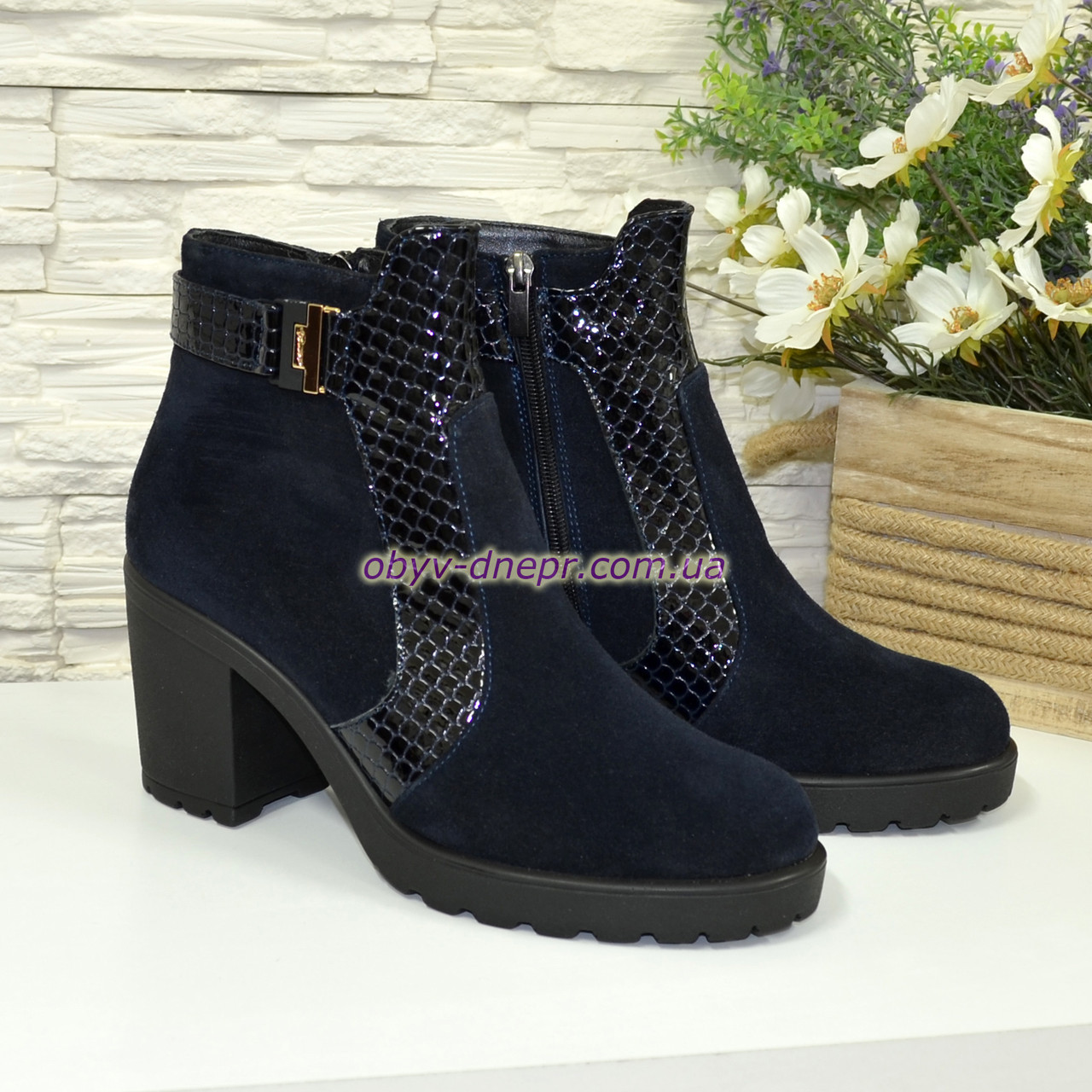 Класичні жіночі черевики на підборах, синій замш і синій пітон, фото 1