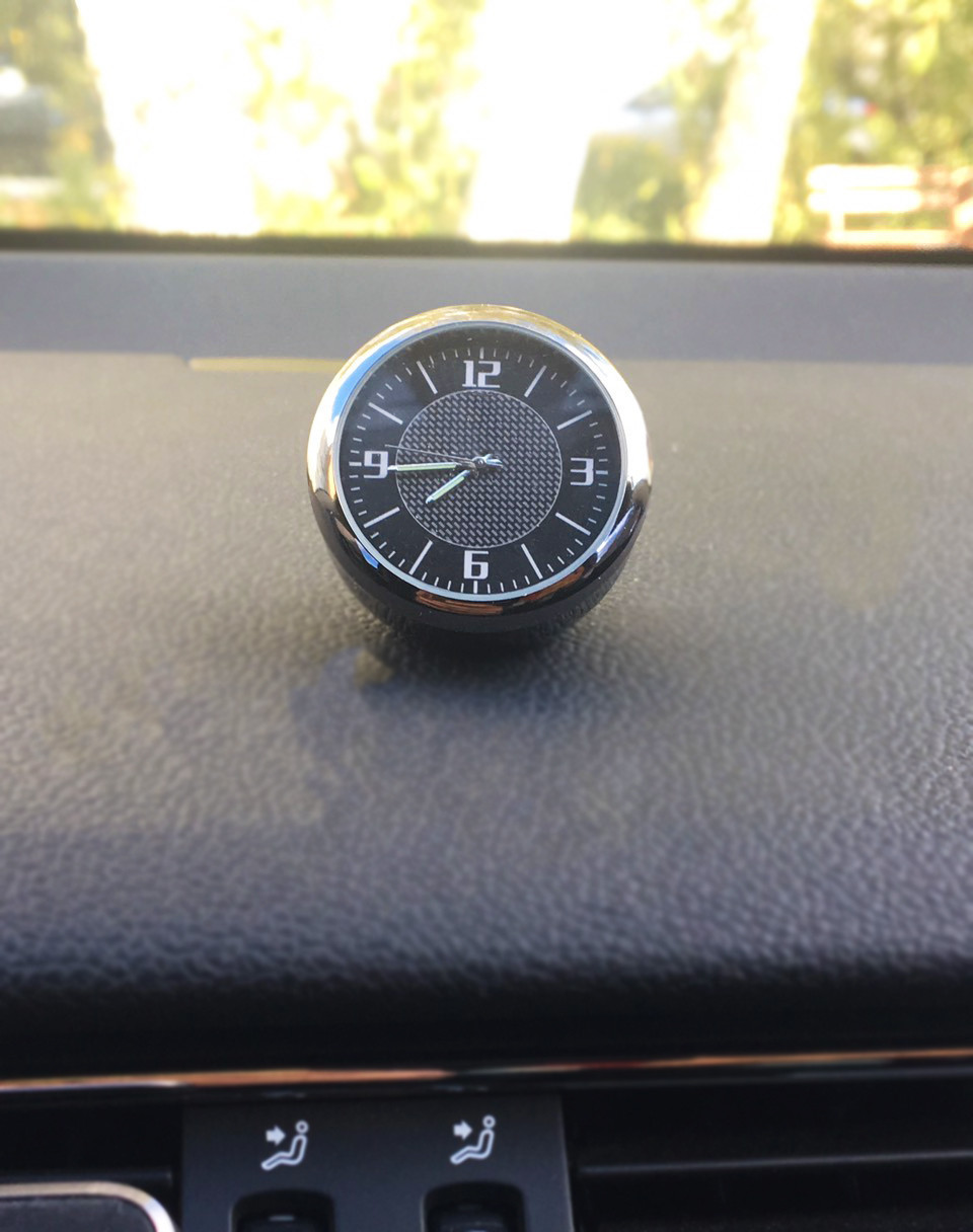 Часы в автомобиль Vehicle clock Skoda, хром/круглые автомобильные часы