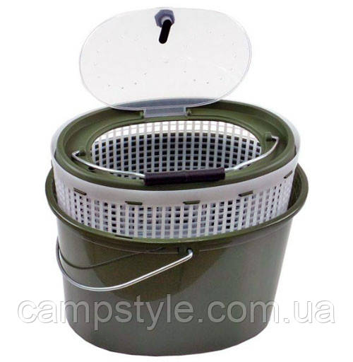 Кана для живця мала 6 літрів