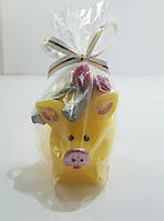 Свічка Свинка з підковою / Свічка Свинка з підковою 4x4x6 см