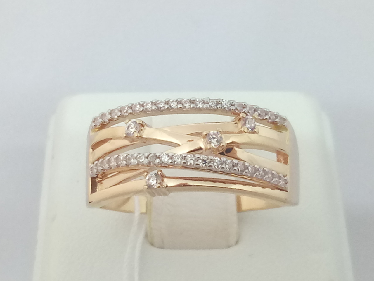 Золоте кільце з фіанітами. 140531 19,5