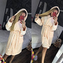 Жіночий домашній однотонний халат із капюшоном, фото 2