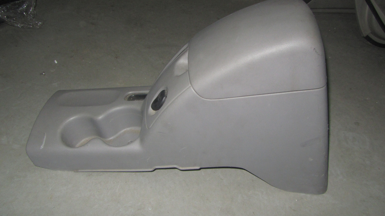 Центральна консоль підлокітник Mitsubishi L200 MN179797HA, фото 1