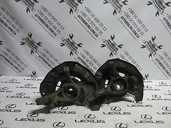 Передня права цапфа Lexus RX300