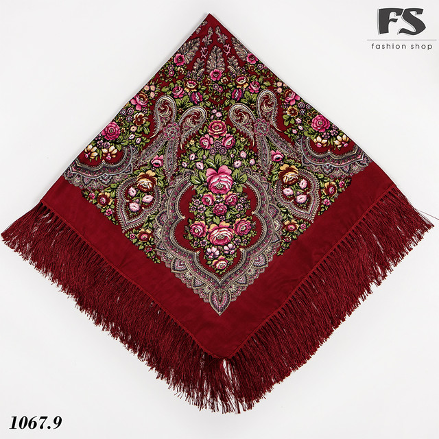 шерстяной платок в народном стиле