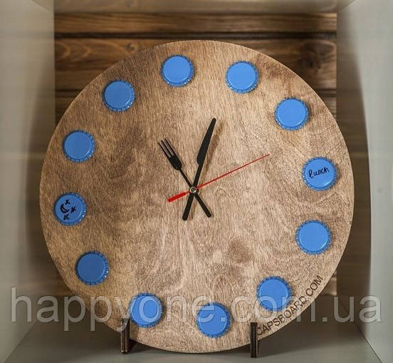 Дерев'яний настінний годинник Caps Watch