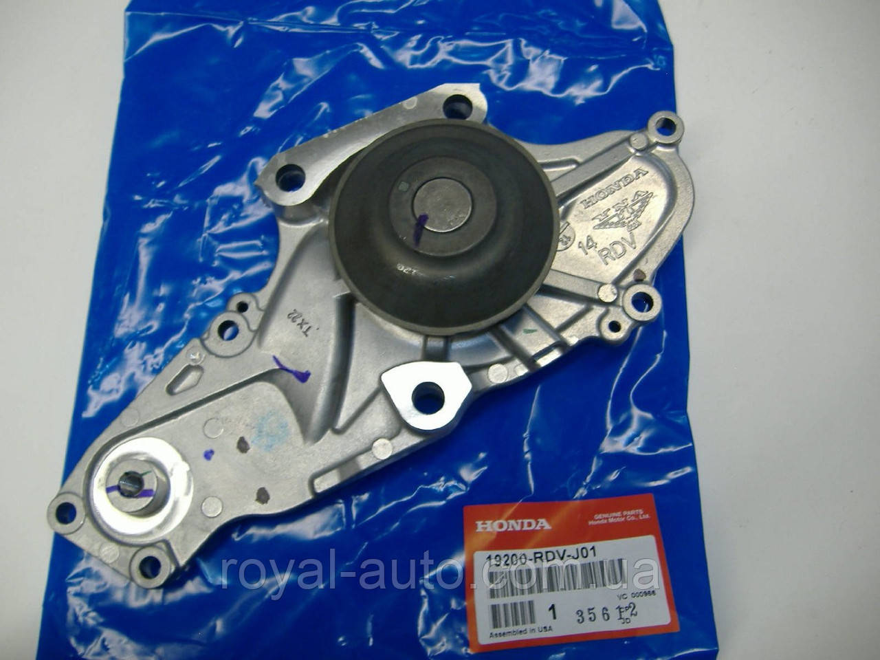 Водяний насос (помпа) для Honda Accord/ Pilot/MR-V/Legend/Odyssey 19200-RDV-J01, фото 1
