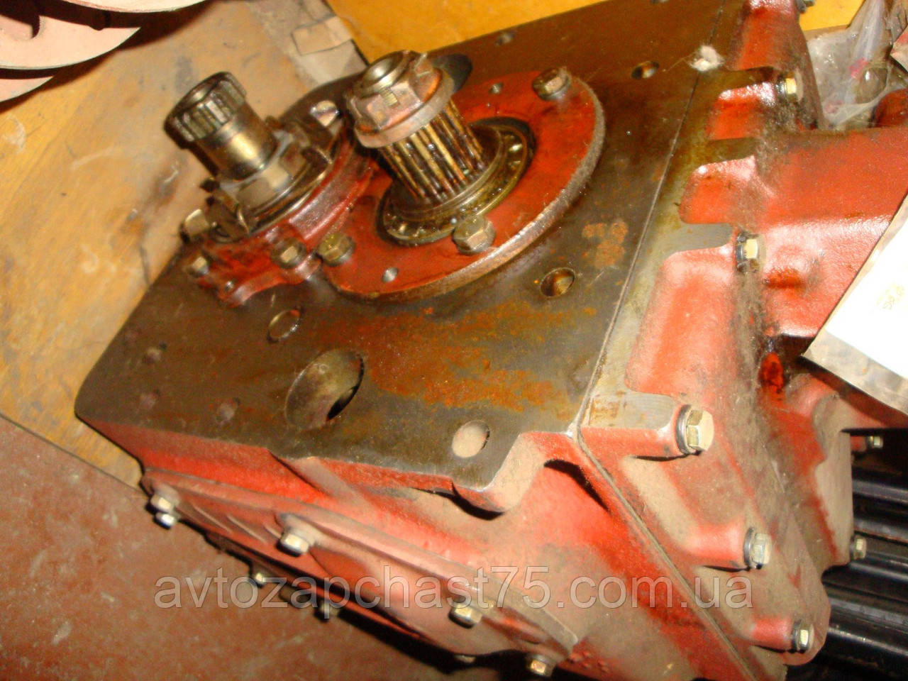 Коробка передач мтз 80 старого образца (производство Беларусь) - фото 1 - id-p72496674