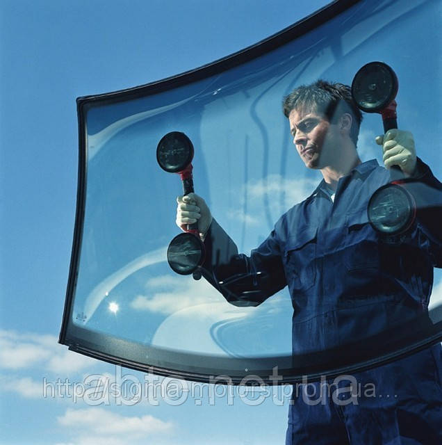 Лобове скло Chery Amulet A11,A15 (Чері Амулет А11,А15) A11-5206500.