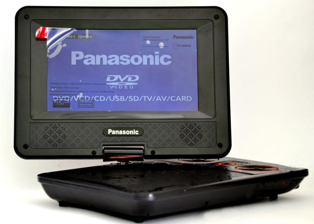 Panasonic TH 7050 Портативний DVD 7,6" TV+USB+SD