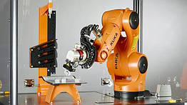 Навчальний робот KUKA ready2_educate