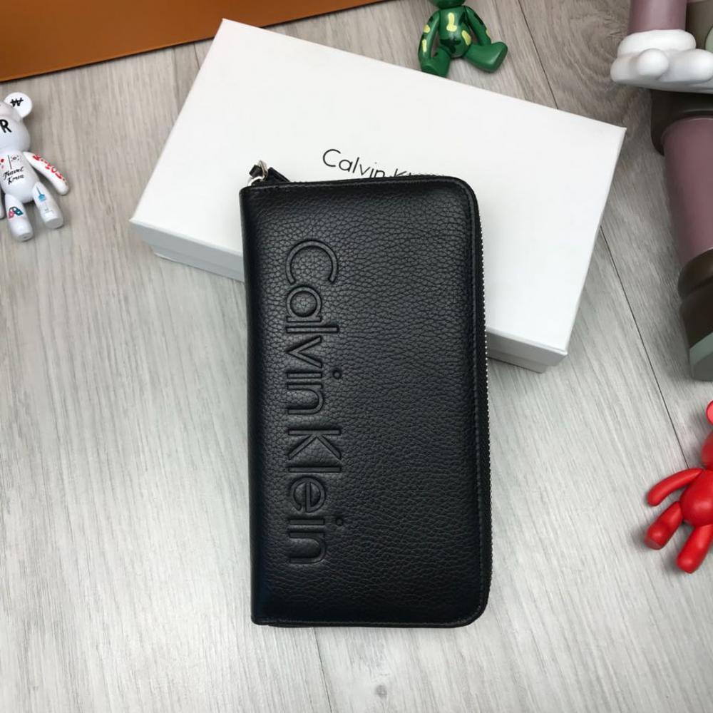 Фирменный клатч в cтиле Cаlvin Klеin