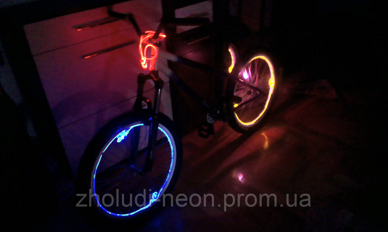 Подсветка колес,рамы велосипеда ярким оптическим проводом светящийся шнурки.(батарейки в комплекте). - фото 7 - id-p72740545