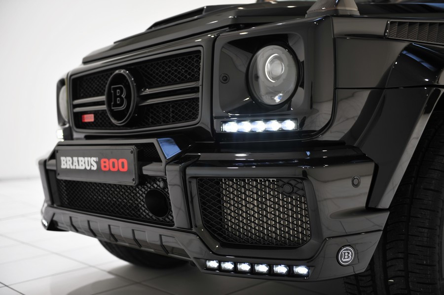 Рамки окуляри на фари рестайлінг тюнінг Mercedes w463 в стилі Brabus