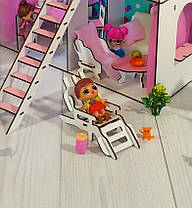 Будиночок для маленьких ляльок із меблями та двориком + лялечка. Готовий подарунок для дівчинки!, фото 3