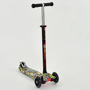 Самокат Maxi черепа зі світними колесами, алюмінієва рама