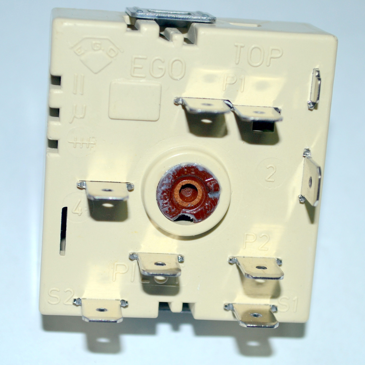 Переключатель мощности конфорок для электроплиты Indesit/Ariston C00037056 (EGO 50.57021.010)