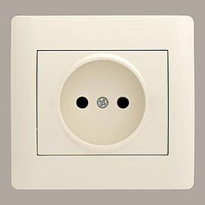 Розетка (з рамкою) LXL Oscar кремова