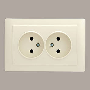 Розетка двойная (с рамкой) LXL Oscar кремовая