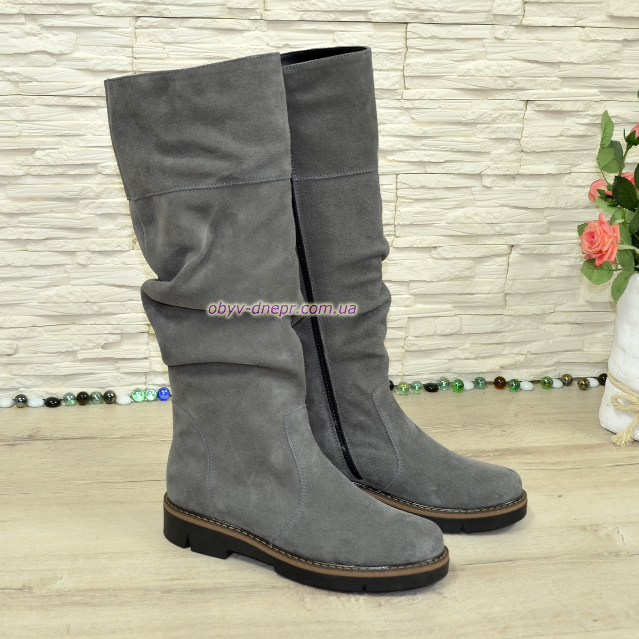 Сірі чоботи жіночі замшеві на товстій підошві, фото 1