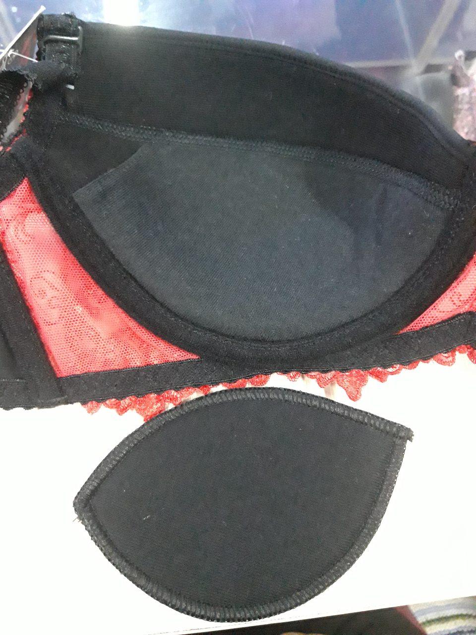 Бюстгальтер 80В анжелика, с подушечками черный с красной ажурной отделкой - фото 2 - id-p643017254