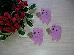 Грошова свинка з фетру 5.7 см на 3.7 см 3 грн — 1 шт.