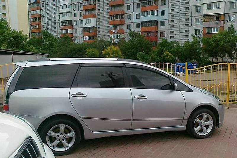 Дефлектори вікон (вітровики) MITSUBISHI Grandis 2003 Cobra tuning M40403