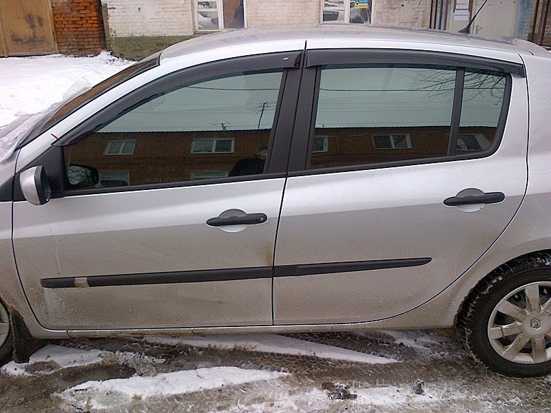Дефлектори вікон (вітровики) RENAULT Clio 5d hb 2005-2009;2009