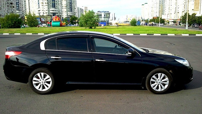 Дефлектори вікон (вітровики) RENAULT Latitude Sd 2010 Cobra tuning R12010