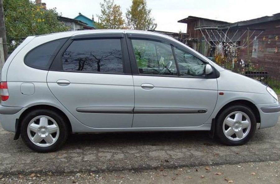 Дефлектори вікон (вітровики) RENAULT Scenic 1 1996-2003 Cobra tuning R12596