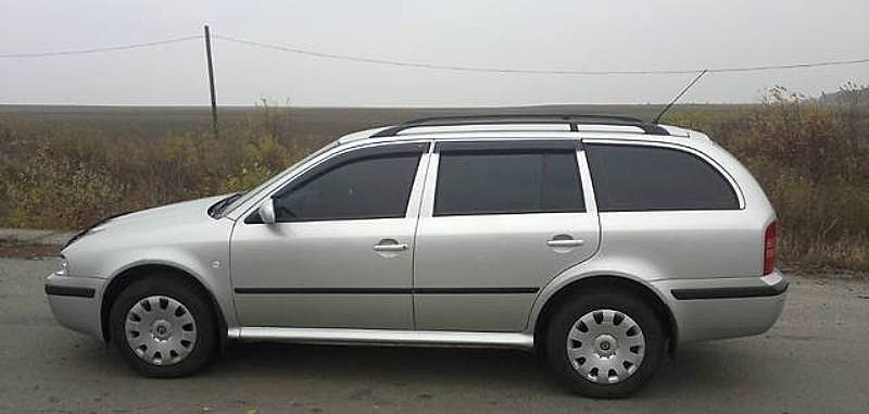 Дефлектори вікон (вітровики) Skoda Octavia Tour II Wagon 1998 Cobra tuning S20598
