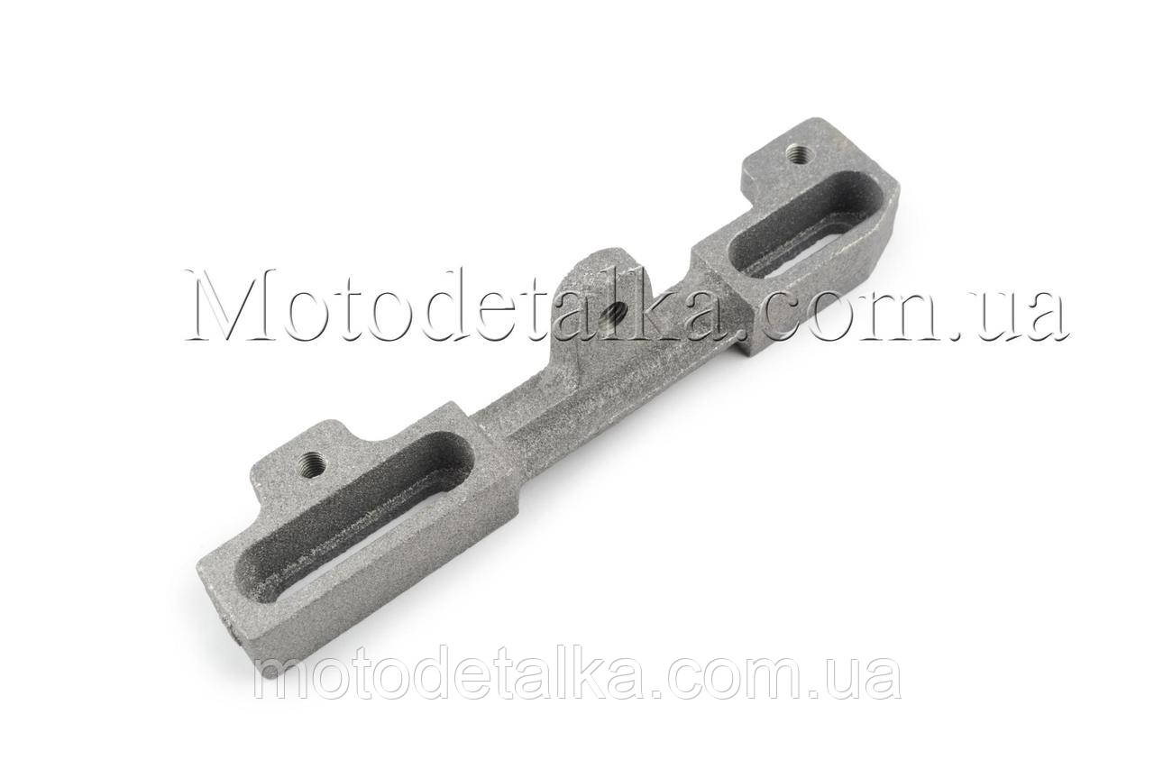 Кріплення двигуна (передній) м/б 190N/195N (12/15Hp)