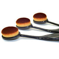 Кисть-щітка для макіяжу Masterclass Oval з гнучкою ручкою