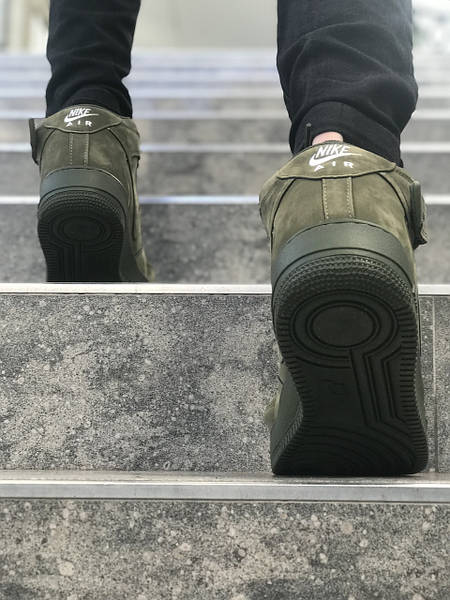 Nike air force 1 07 suede olive best sale