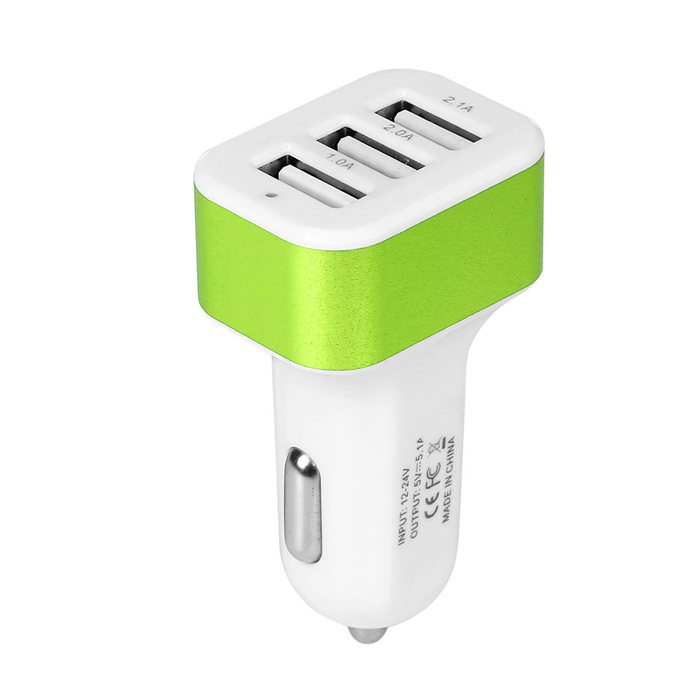 Автомобільна зарядка CAR від споживача на 3 USB