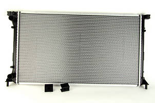 Радіатор системи охолодження (+AC) на Рено Трафік II 2.5dci (135л.с.) / NISSENS NIS 63818A, фото 1